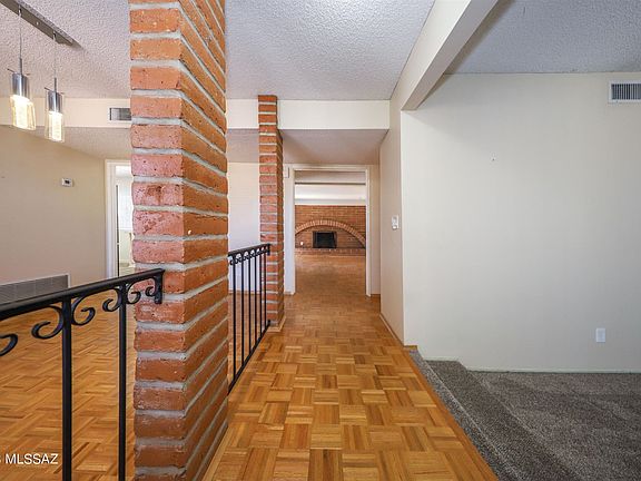 4th image of 9460 E Lurlene Dr