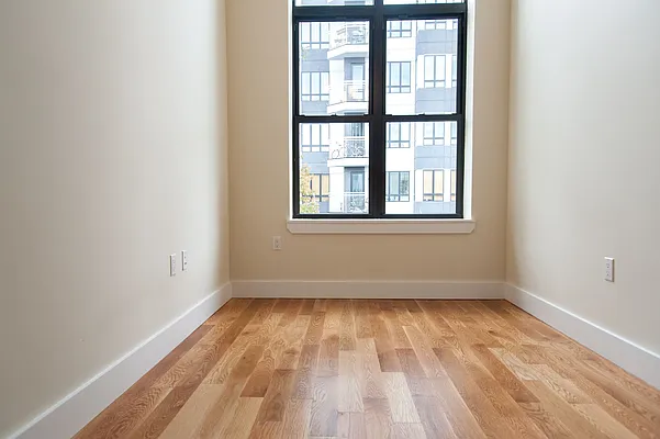 Rented by Nooklyn NYC LLC | media 71