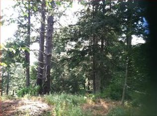 9230 Shelter Cove Rd, Whitethorn, CA 95589