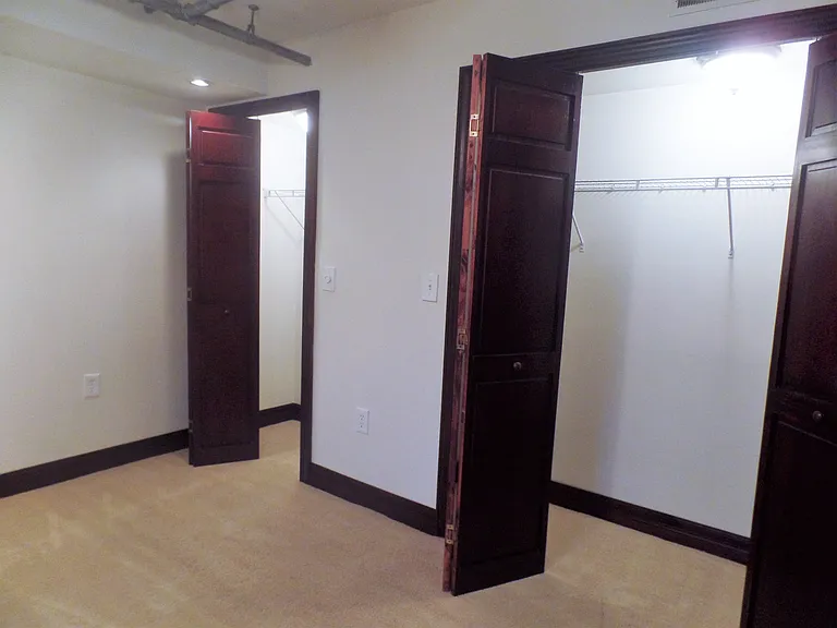 Gallery CWE — Photo 98