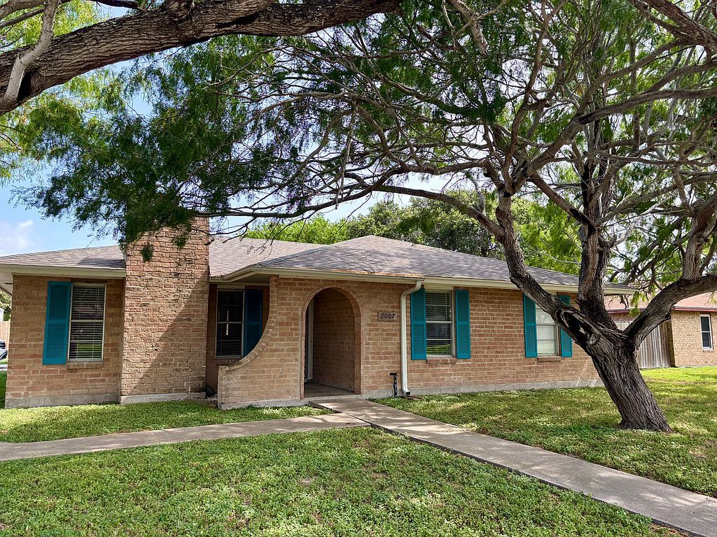 2007 Memorial Pkwy - Property Image
