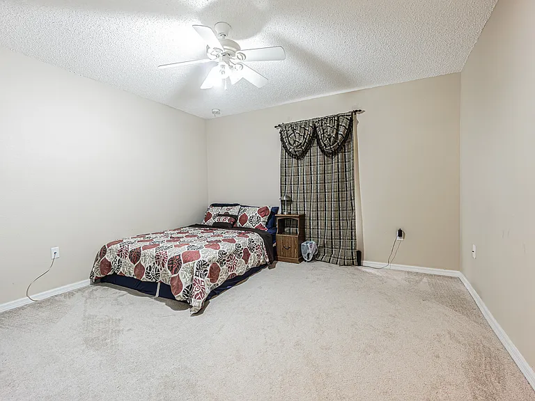 2706 Mingo Dr — Photo 12