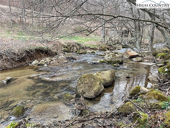 3rd image of 1275 Big Windfall Road