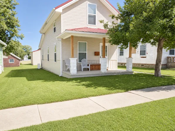 608 13th St, Tell City, IN 47586