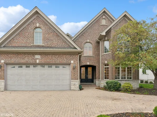8240 W Winona St, Norridge, IL 60706