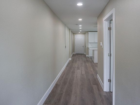 3rd image of 3703 Market St APT 3