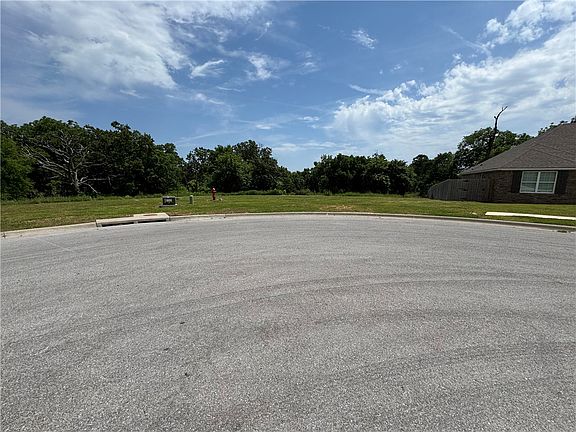 5th image of 2216 Brown Bear Ln #250