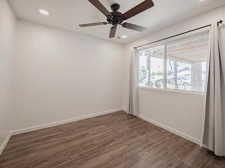 2145 S Dorsey Ln — Photo 14