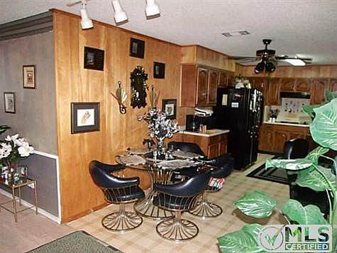 3rd image of 4409 Chickasaw Ave