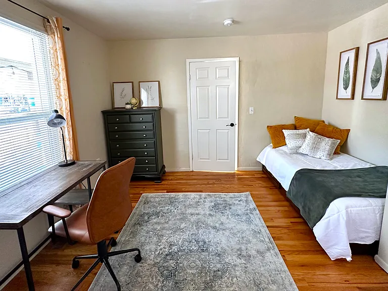 2325 W Pikes Peak Ave — Photo 14