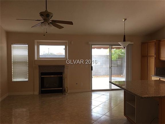 3rd image of 1744 Royal Canyon Dr