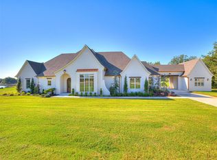2297 Summit Ln, Blanchard, OK 73010