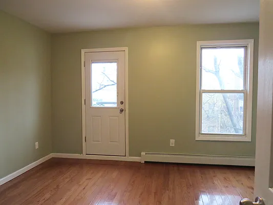 Rented by Capri Jet Realty Corp | media 12