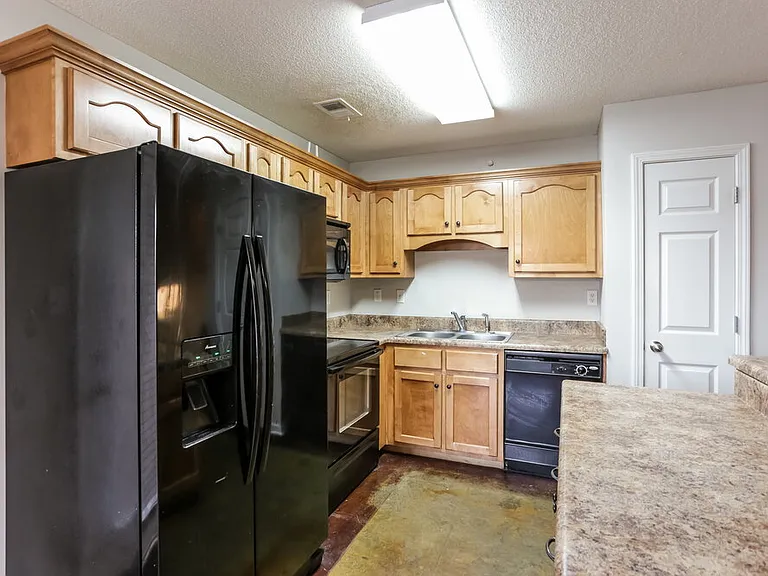 3044 Magnolia Dr — Photo 7