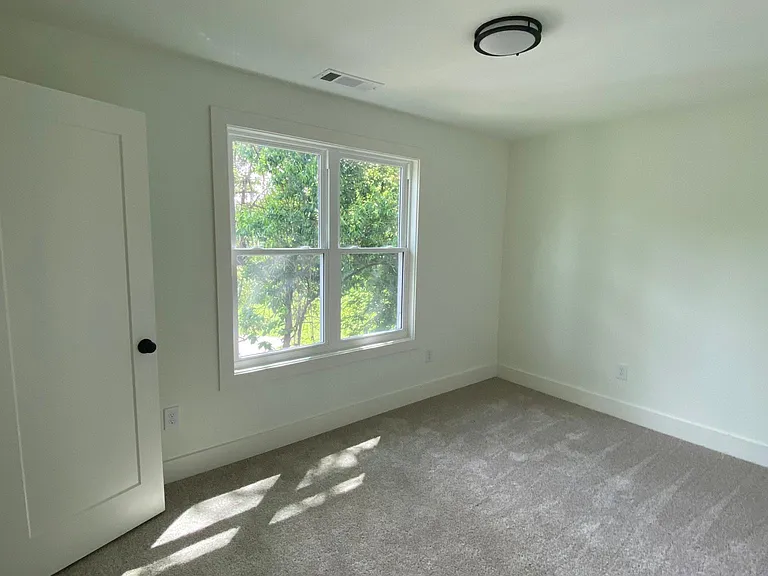 2348 Woodcastle Ln SE — Photo 5