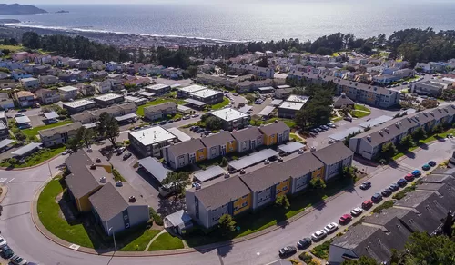 Our community is ideally located near the ocean - Pacifica Park Apartments