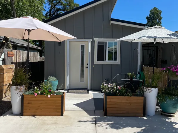 21 Lewis Ave #2, Medford, OR 97501