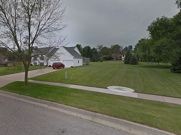 Deep lot. "Lots of play area"