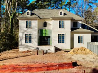 4801 Rampart St, Raleigh, NC 27609