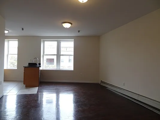 Rented by REAL VISION REALTY LLC | media 32