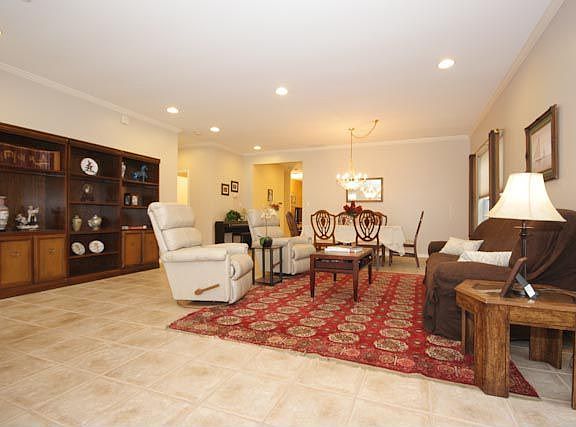 3rd image of 84 Honeyflower Ln
