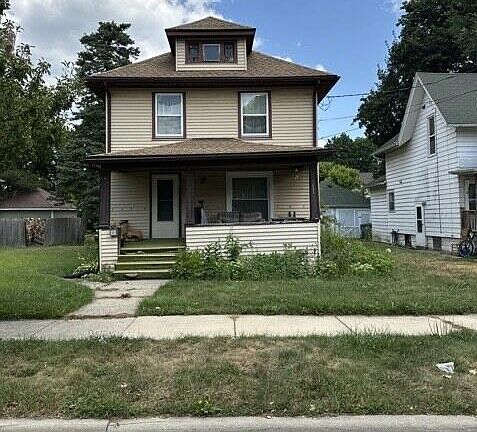 5th image of 920 Wisconsin Ave