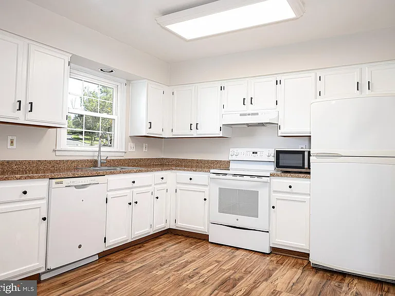 3406 Winter Moss Ct — Photo 10