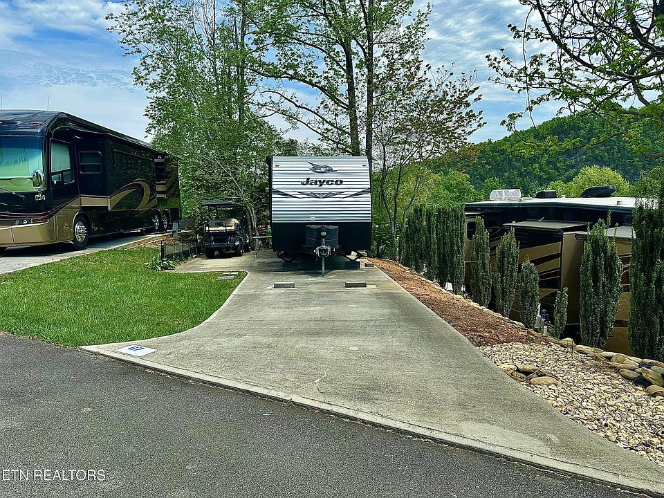 2nd image of LOT 67 Highway 73