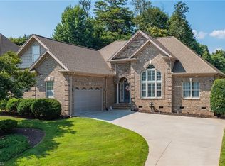 6019 Red Oak Ct, Kernersville, NC 27284