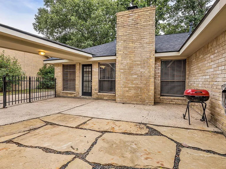 3706 Glenwood Springs Dr — Photo 23