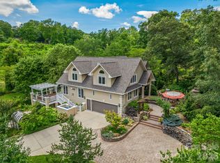 212 S Plains Dr, Asheville, NC 28803