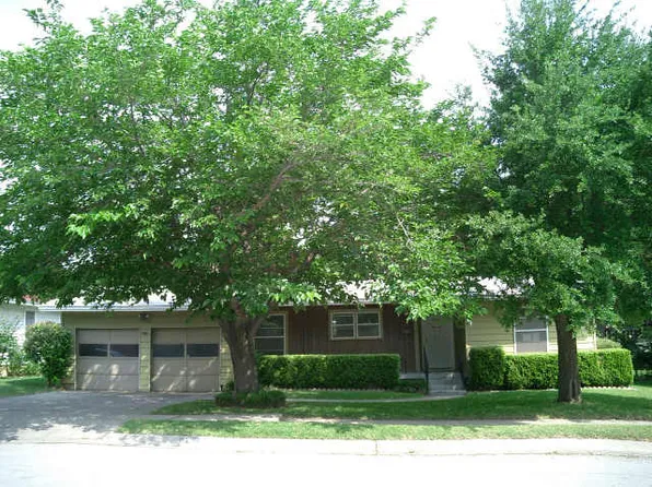 5001 Monette St, Haltom City, TX 76117