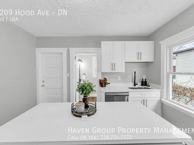 2209 Hood Ave #DN — Photo 8