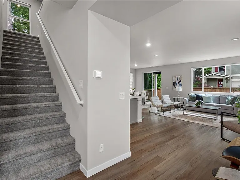 17512 SE 254th St — Photo 5