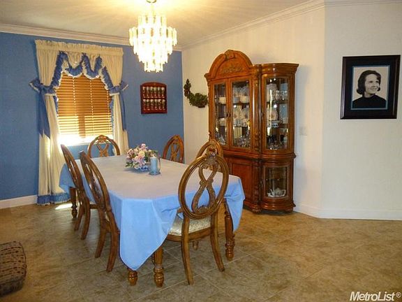 5th image of 6690 Meadowlark Ave
