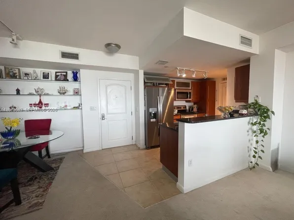 7355 SW 89th St, Miami, FL