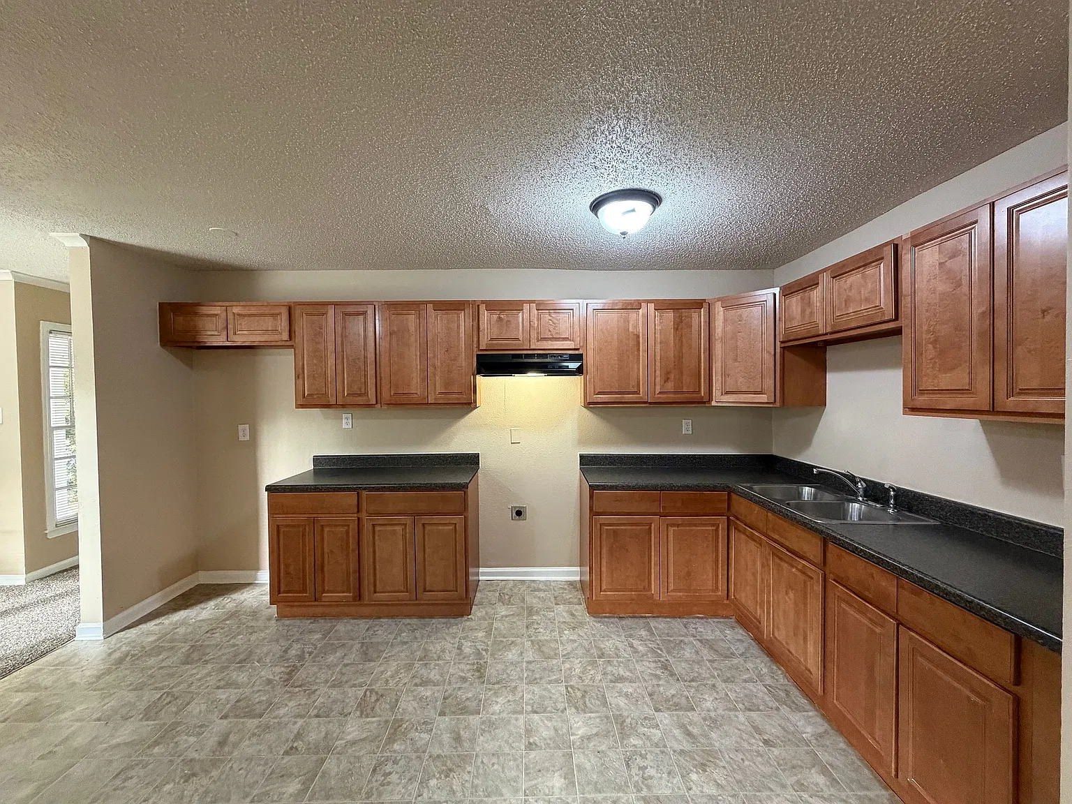 4984 Loch Lomond Rd — Photo 2