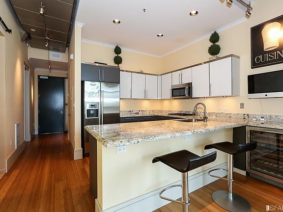 4th image of 1 S Park St APT 204