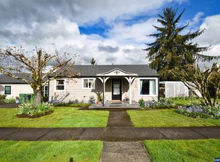 292 N 8th St, Aumsville, OR 97325