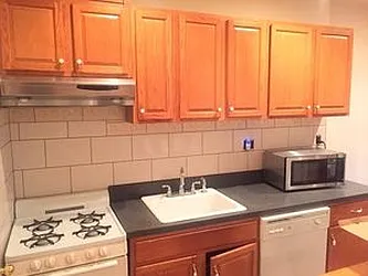 Rented by Rapid Realty Cobble Hill