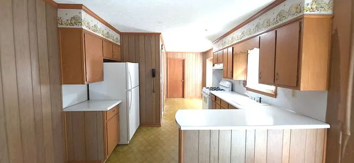 1382 Mary Dale Dr SW — Photo 5