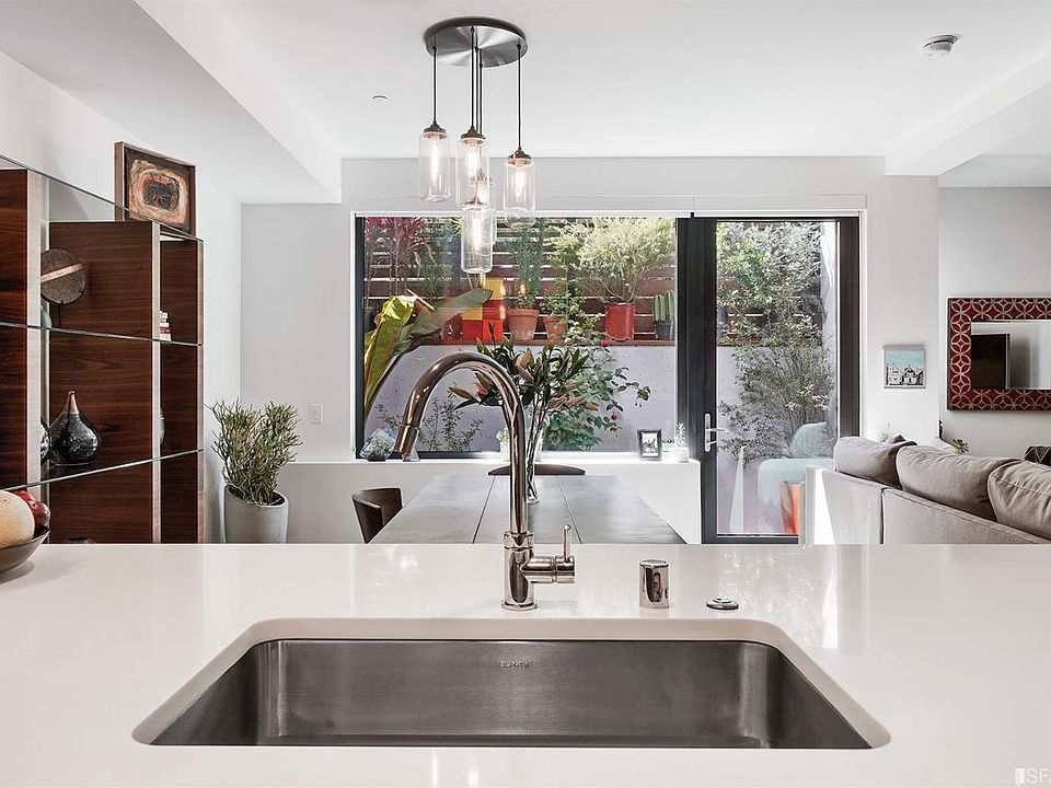 1st image of 1300 22nd St #116