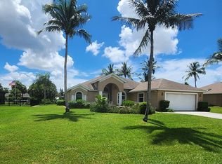 2408 Longboat Dr, Naples, FL 34104