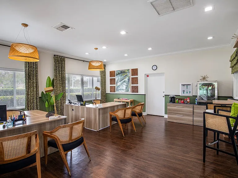 Del Oro Apartment Homes — Photo 17