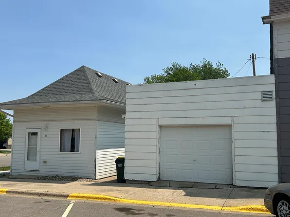 92 N 1st St, Cottonwood, MN 56229