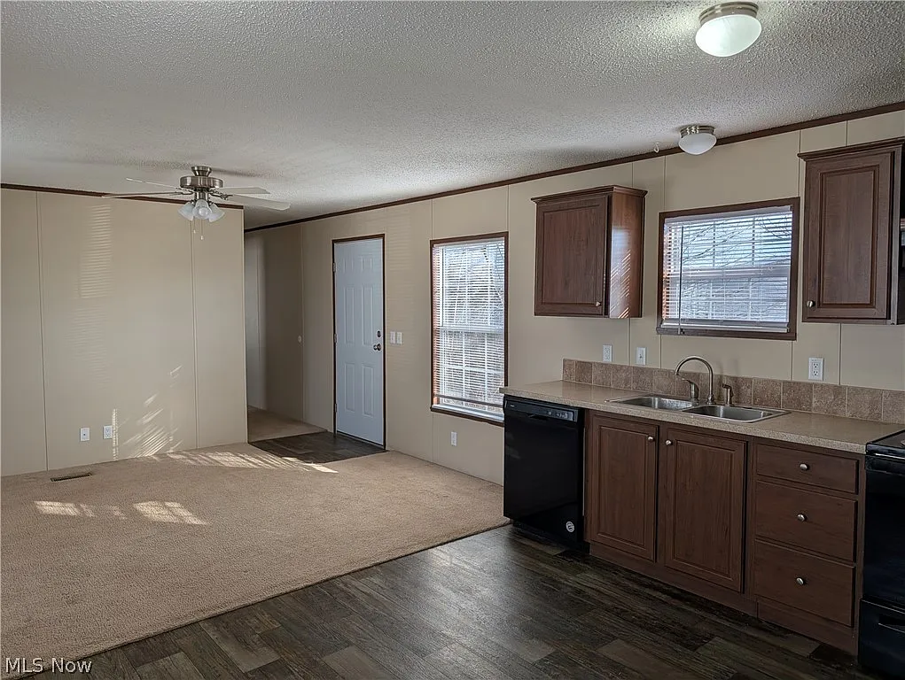 Building Photo - 230 Cedar Brook Dr