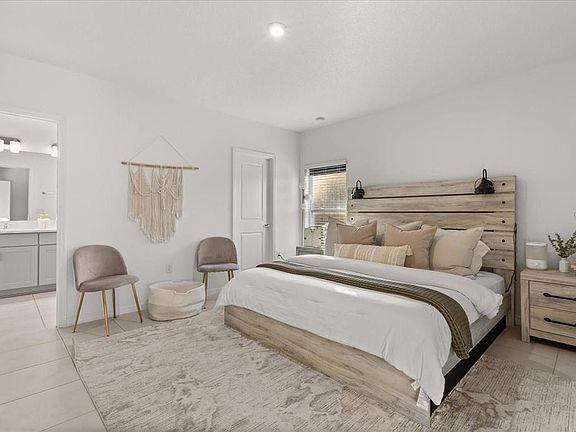 5th image of 375 PINK IBIS BEND