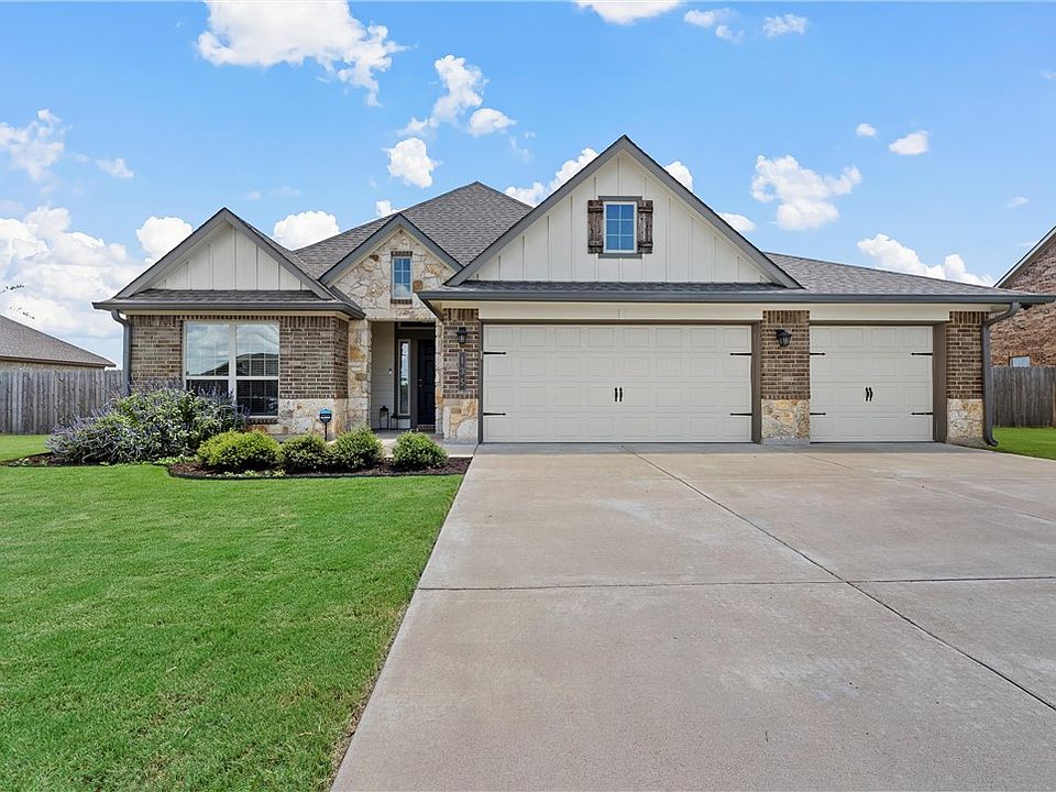 1st image of 135 Codi Ln