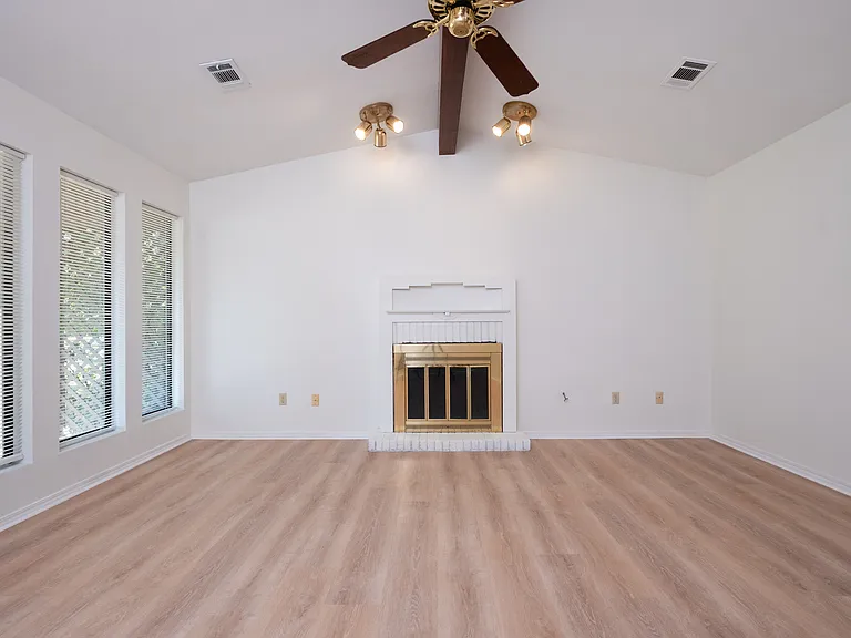 55 Oak Forest Loop — Photo 4