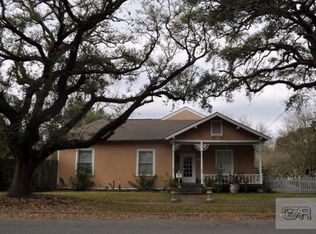 302 11th Ave N, Texas City, TX 77590